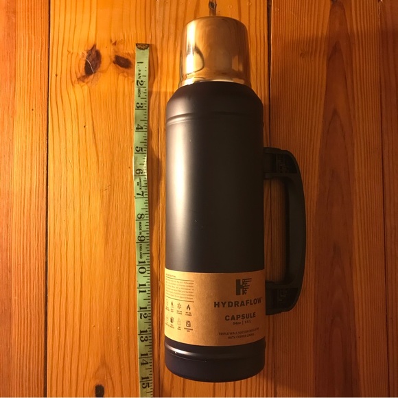 Hydraflow Black Insulated 54 Oz. Thermos, NWT, 14” - Picture 4 of 8